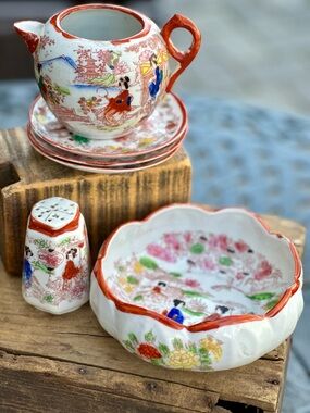 Vintage Geisha Girl Porcelain Creamer Sugar Bowl & Shaker 3 Pc Mini Hostess Set